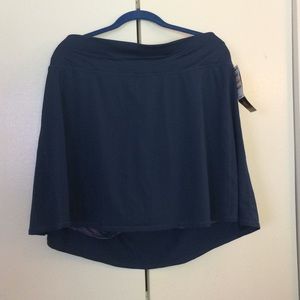 Ideology women’s athletic skort in a 2xl. NWT